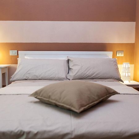 senzafissadimora Bed and Breakfast Albenga Esterno foto